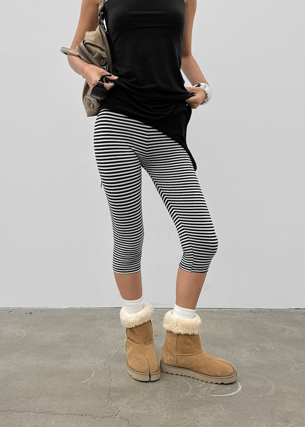 Mae striped elastic banding capri pants