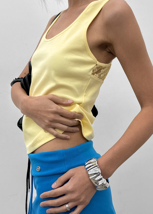 Moev Lace Mango Sleeveless