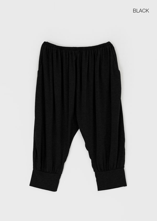 Elif Aladdin Capri Pants