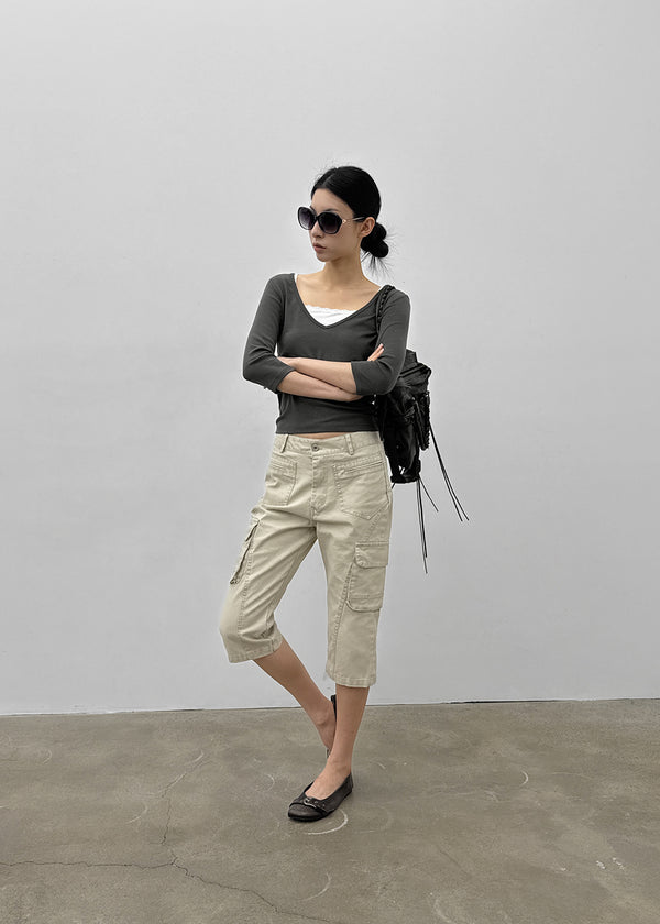 Spurt Cargo Capri Pants