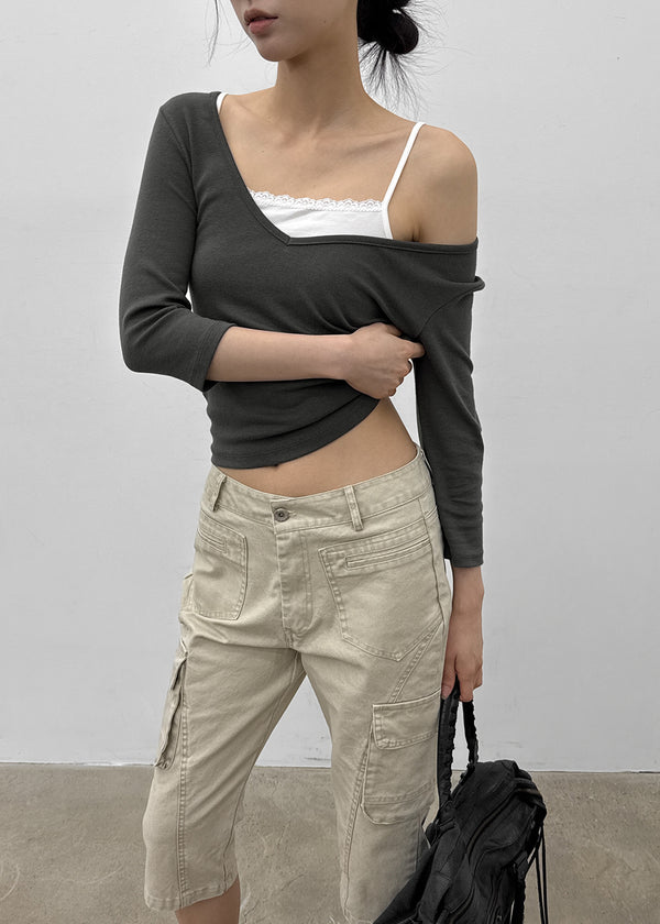 [MADE] Kuchi Deep V-Neck Sleeveless Tee