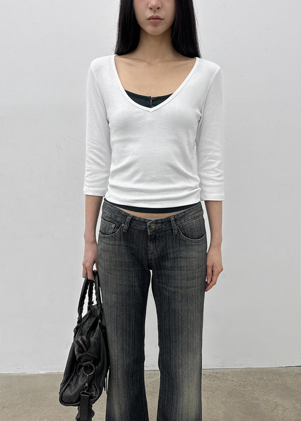 [MADE] Kuchi Deep V-Neck Sleeveless Tee