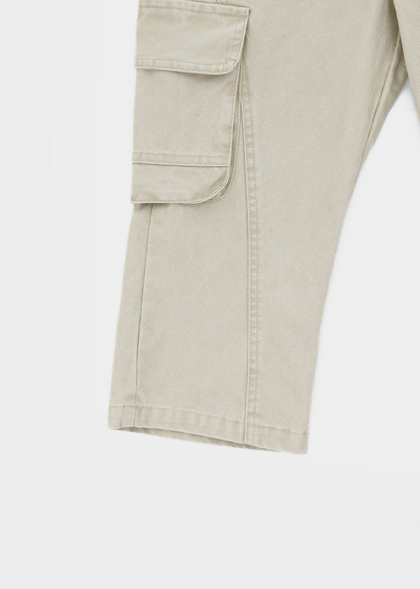 Spurt Cargo Capri Pants