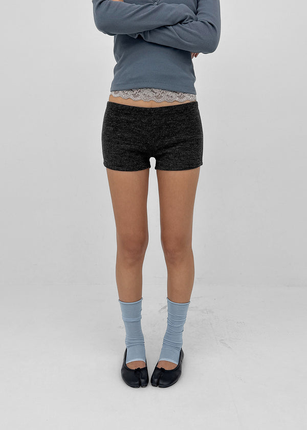 [MADE] Thom & Low-Waisted Shorts