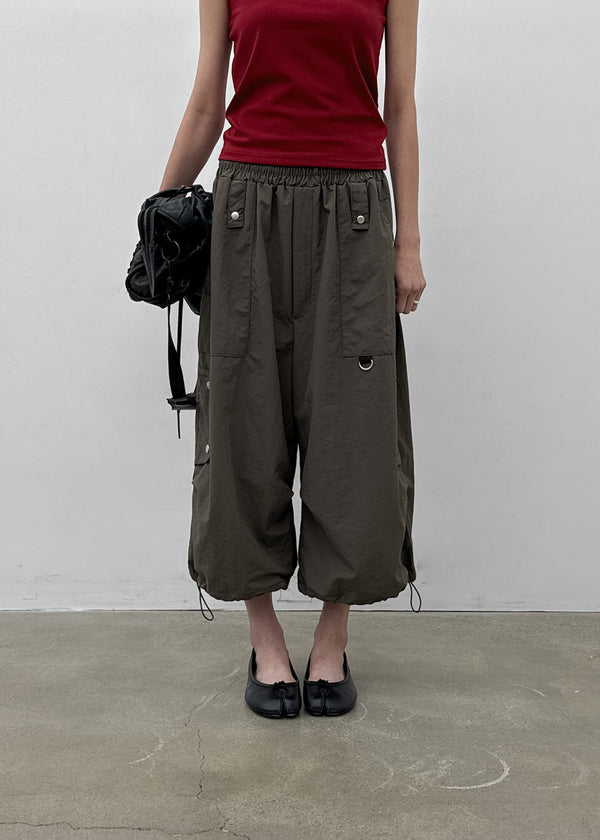 (UNISEX) Tether Nylon Knee-length Bermuda Shorts