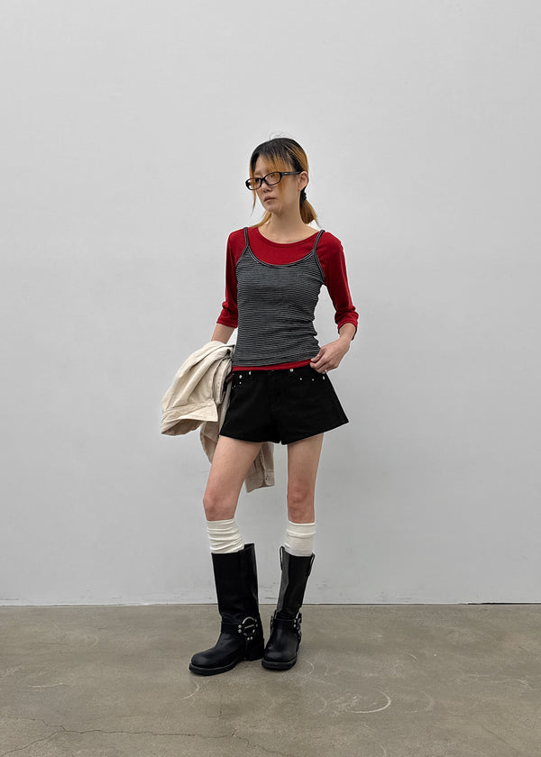 Blunt U-neck 3/4 sleeves