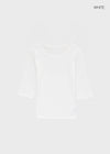 Blunt U-neck 3/4 sleeves
