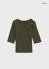 Blunt U-neck 3/4 sleeves