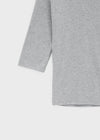 Blunt U-neck 3/4 sleeves
