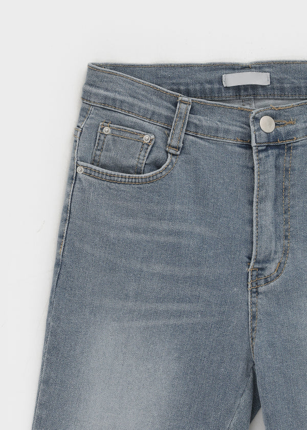 Layton Slit Capri Denim Pants