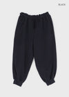 Showlem Aladdin Capri Pants