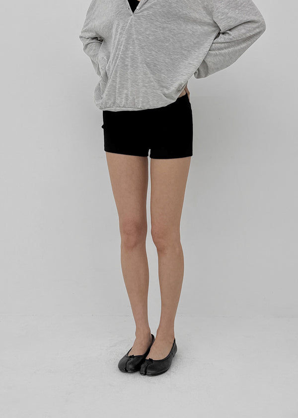 [MADE] Thom & Low-Waisted Shorts