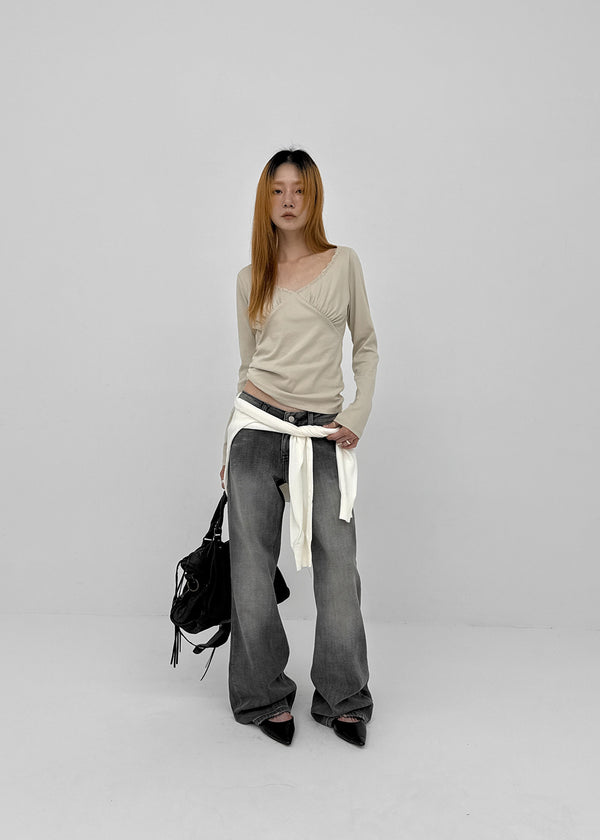 Kohwi Lace V-neck Long Sleeve T-shirt