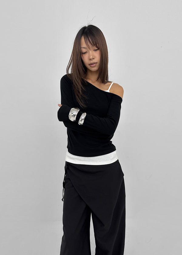 [MADE] Lunelli One-Shoulder Long Sleeve Tee