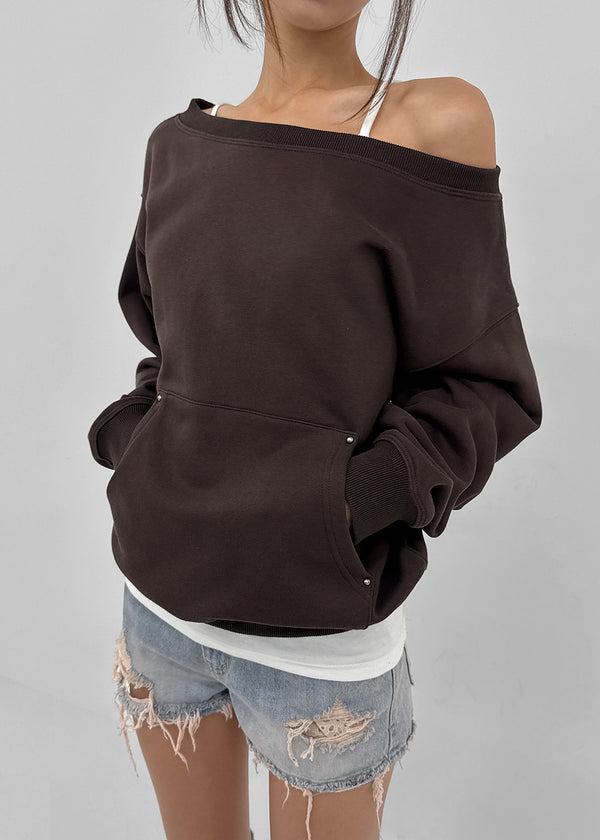 [MADE] Spanel Rivet Off-Shoulder Sweatshirt