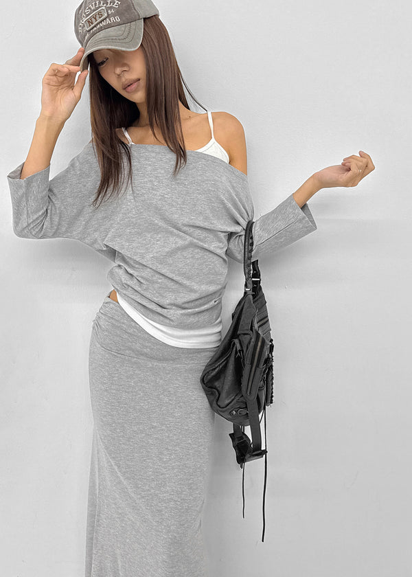 [MADE] Upper-face Boat Neck Batwing Sleeve T-shirt (Available as a set)