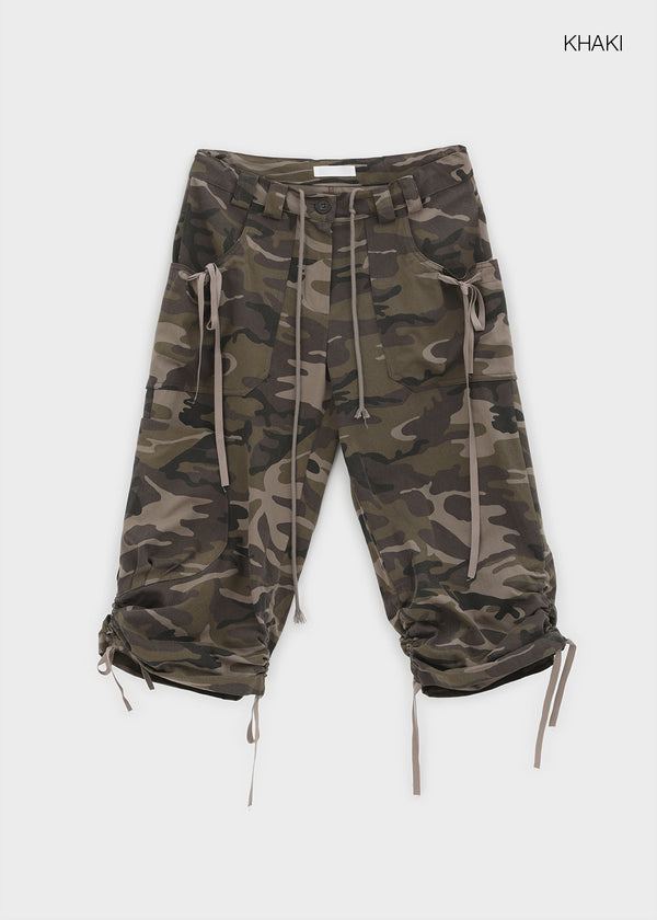 Decitate camo capri pants