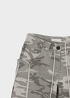 Decitate camo capri pants