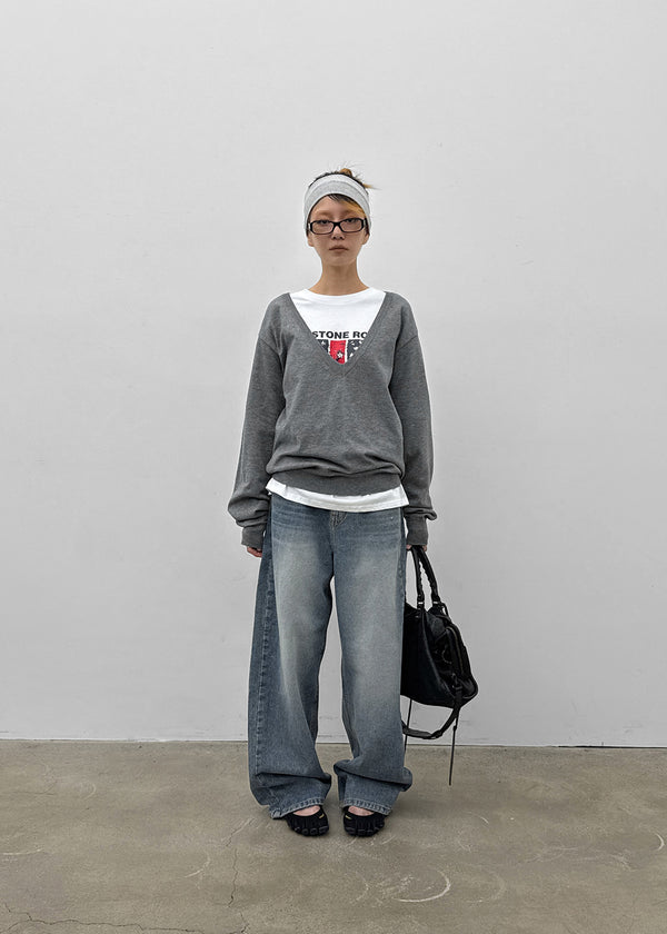 [MADE] Budri Deep V-Neck Knit