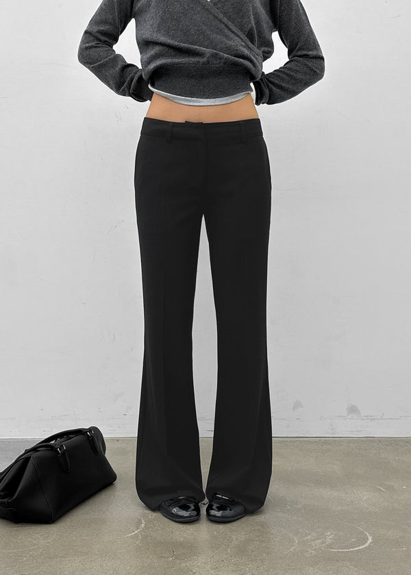 [MADE] Hiku Semi Low-Waist Bootcut Slacks