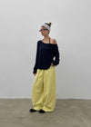 Shed Loose Fit U-Neck Long Sleeve Tee