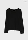 Shed Loose Fit U-Neck Long Sleeve Tee