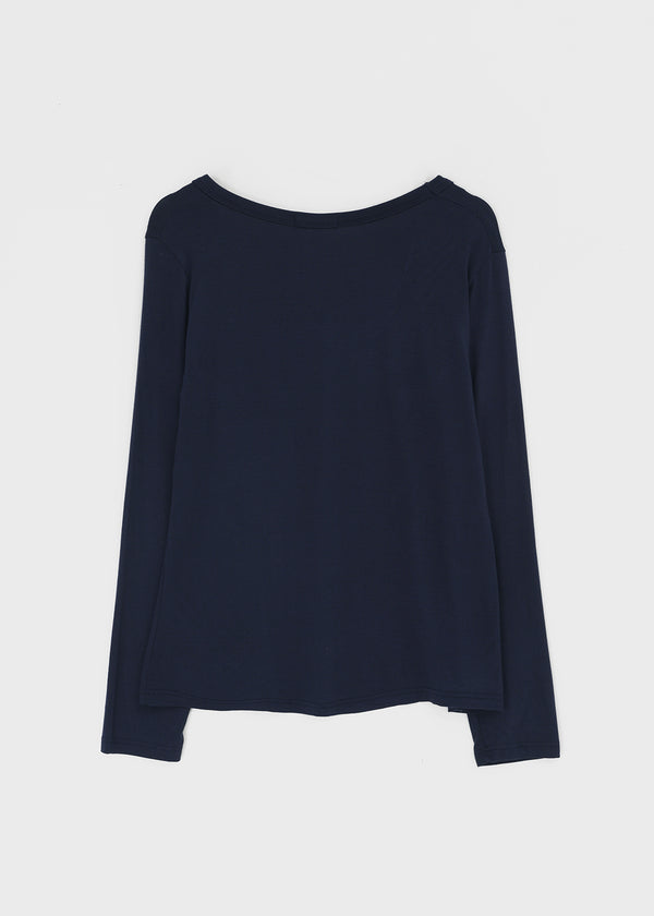 Shed Loose Fit U-Neck Long Sleeve Tee
