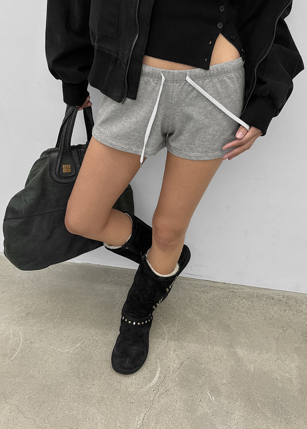 [MADE] Celity Low-Waist Elastic Shorts
