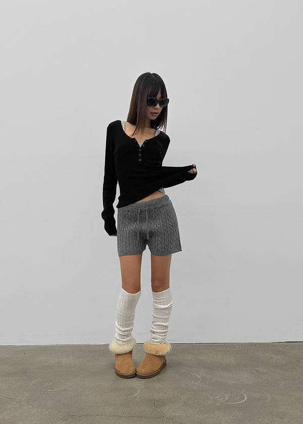Adro Cable Knit Elastic Shorts