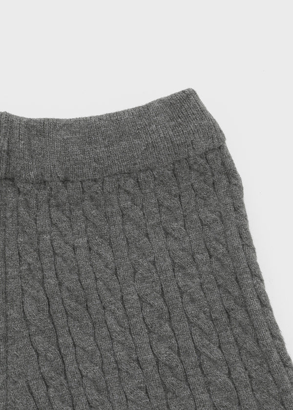 Adro Cable Knit Elastic Shorts