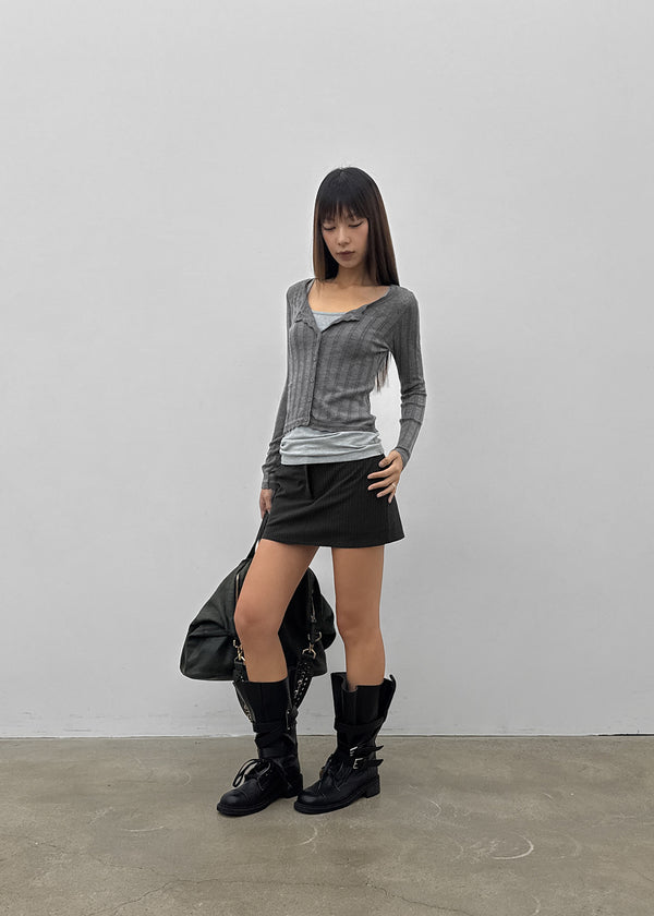 Skirt punched wool knit cardigan