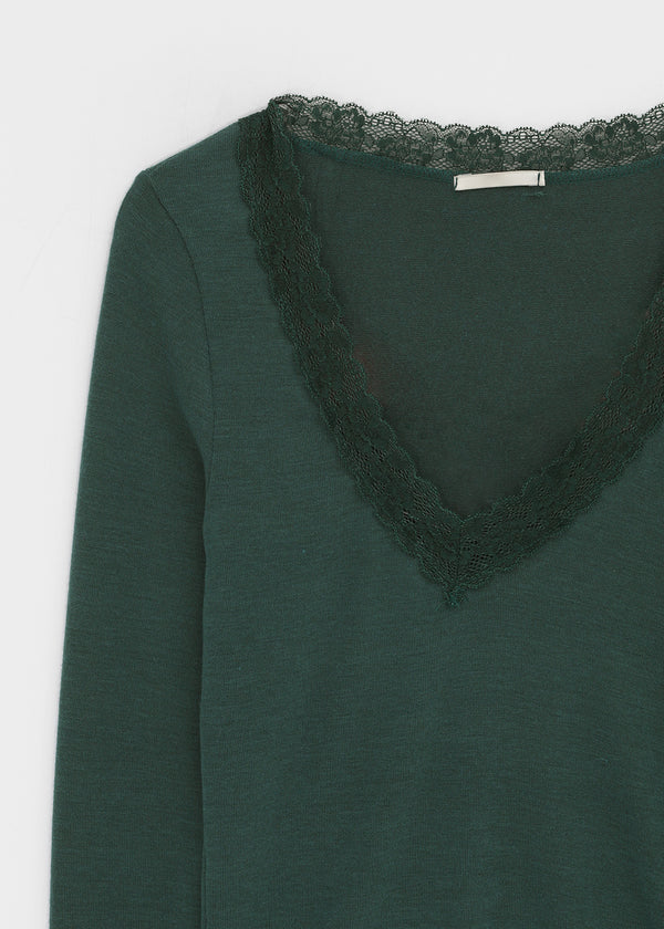 Creen Lace Deep V-Neck Long Sleeve Tee
