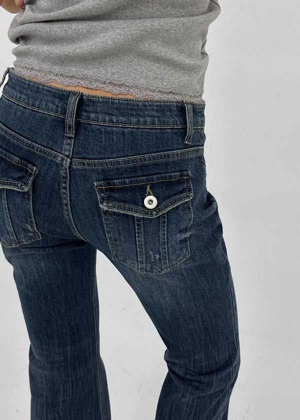 Kitsch low-waist back-pocket bootcut denim pants