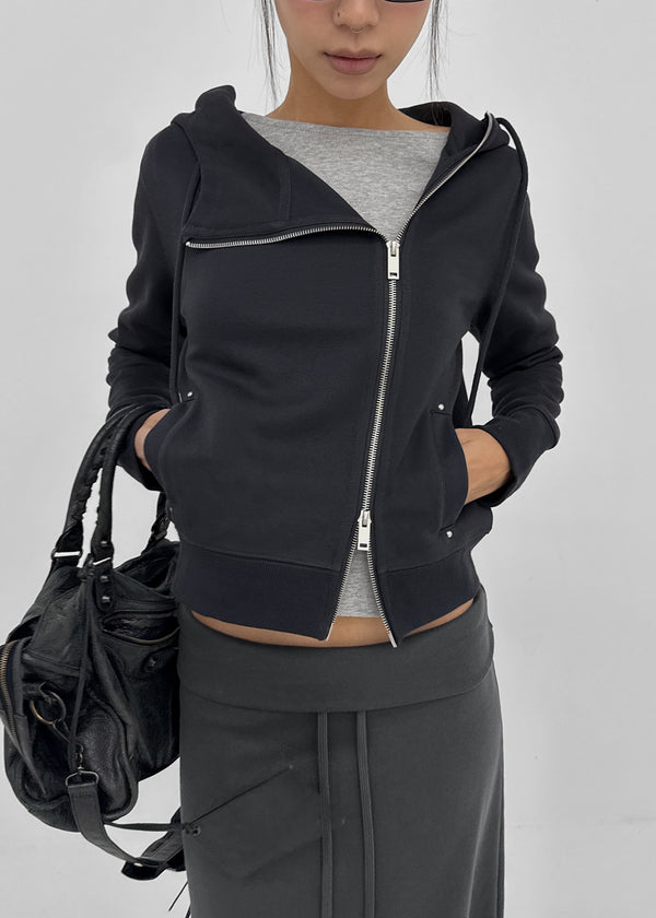 [MADE] Saniang Asymmetrical Rivet Zip-up Hoodie