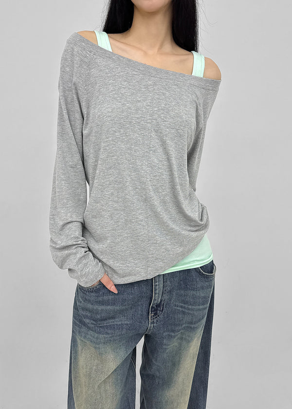 [MADE] HUR Off-shoulder Raglan Long Sleeve Tee