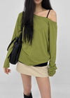 [MADE] HUR Off-shoulder Raglan Long Sleeve Tee