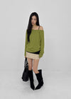 [MADE] HUR Off-shoulder Raglan Long Sleeve Tee