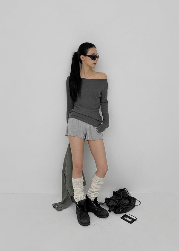 [MADE] Leel Knit-like Off-shoulder Long Sleeve Tee