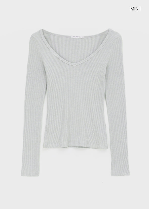 [MADE] Liav Knit-like V-neck Long Sleeve Tee