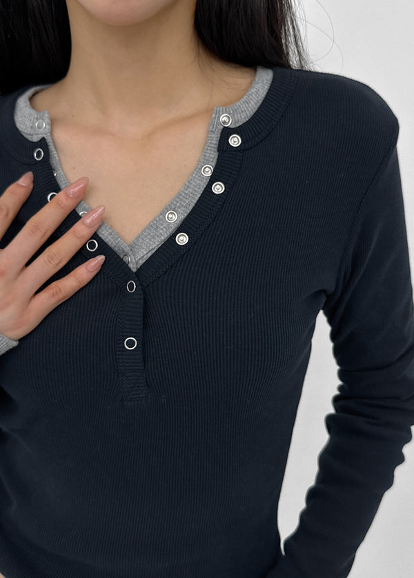 Tenkeylit V-neck Button Long Sleeve T-shirt
