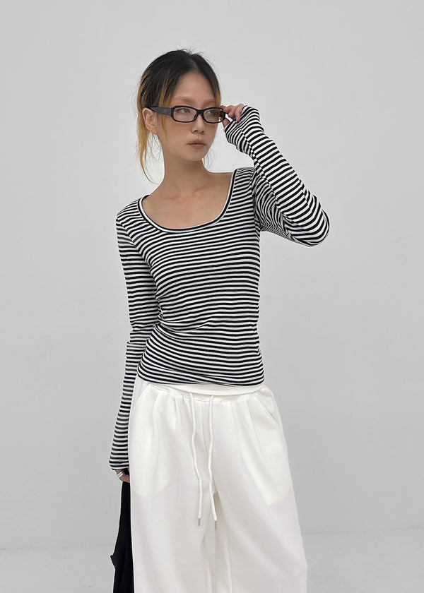 Gerudo Stripe U-neck Long Sleeve T-shirt