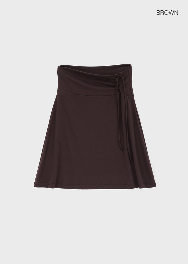 Ana-kick shirred flare midi skirt