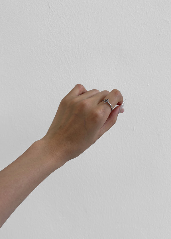 Tru cross cubic ring