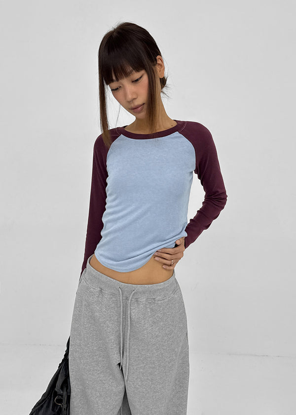 Bunt raglan long-sleeve shirt