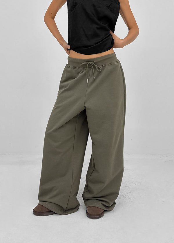 [MADE] Bennoir Wide Elastic Pants