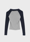 Turtle collar raglan long-sleeve shirt