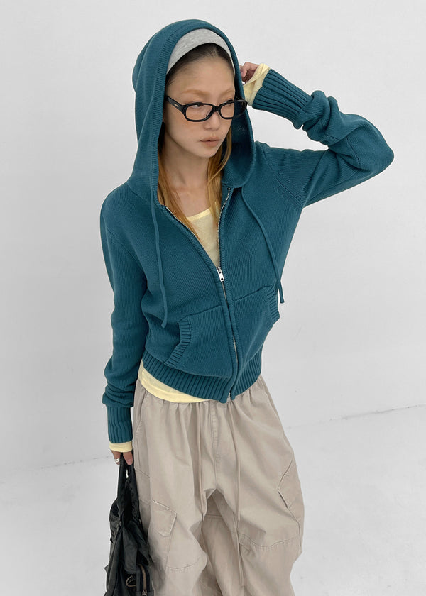 [MADE] Kurone Hooded Knit Zip-up