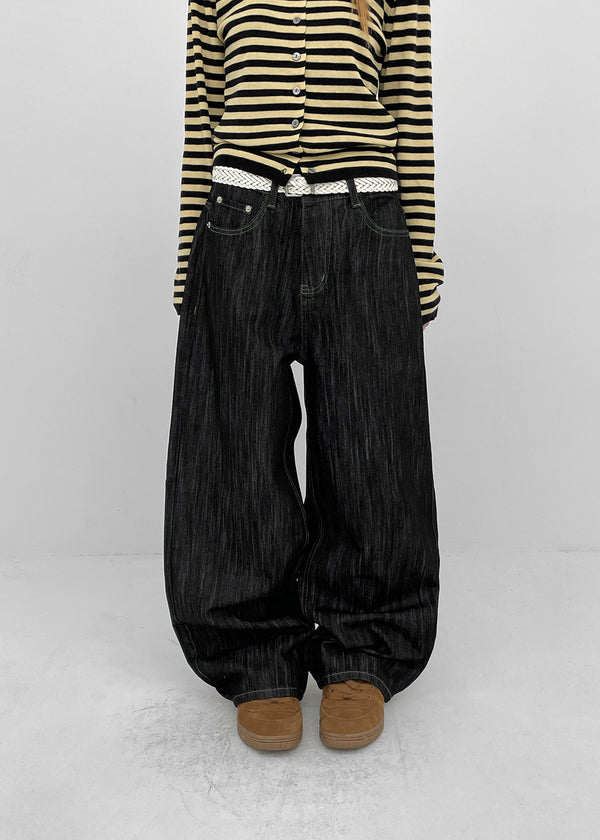 Rie Lettering Wide Raw Denim Pants