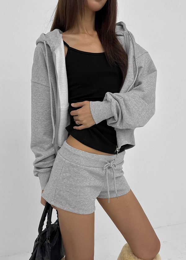 [MADE] Bennoir Semi-Crop Zip-Up Hoodie