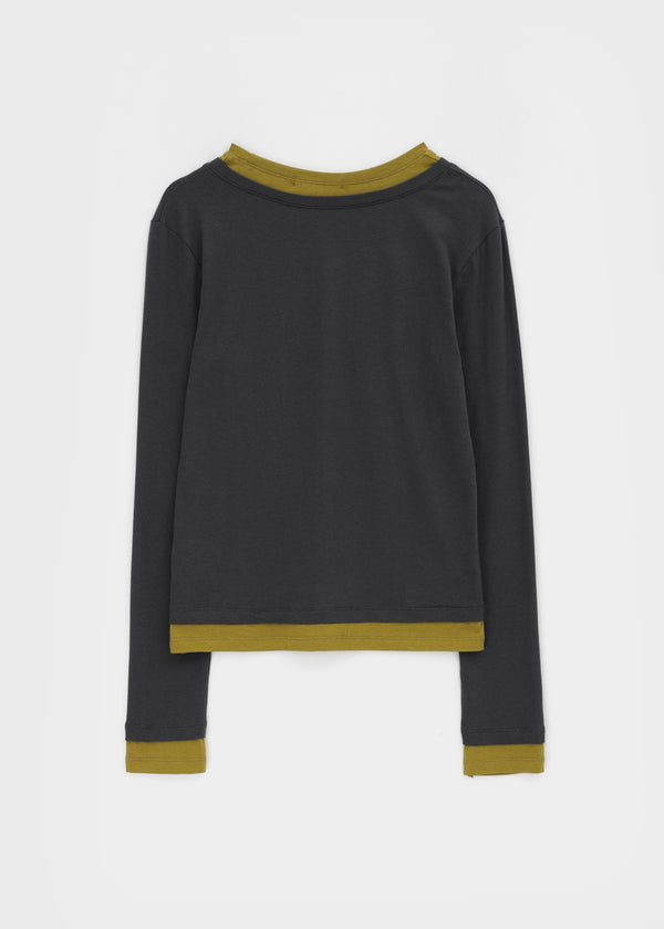 [MADE] Ove Layered V-neck Long Sleeve Tee